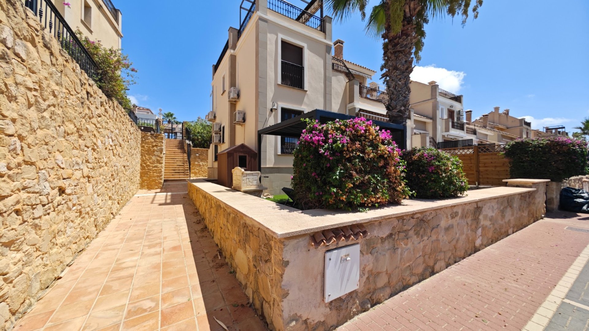 Reventa - Apartamentos -
Algorfa - La finca Golf