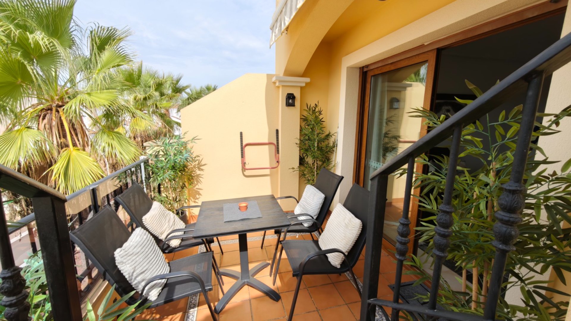 Reventa - Apartamentos -
Algorfa - La finca Golf
