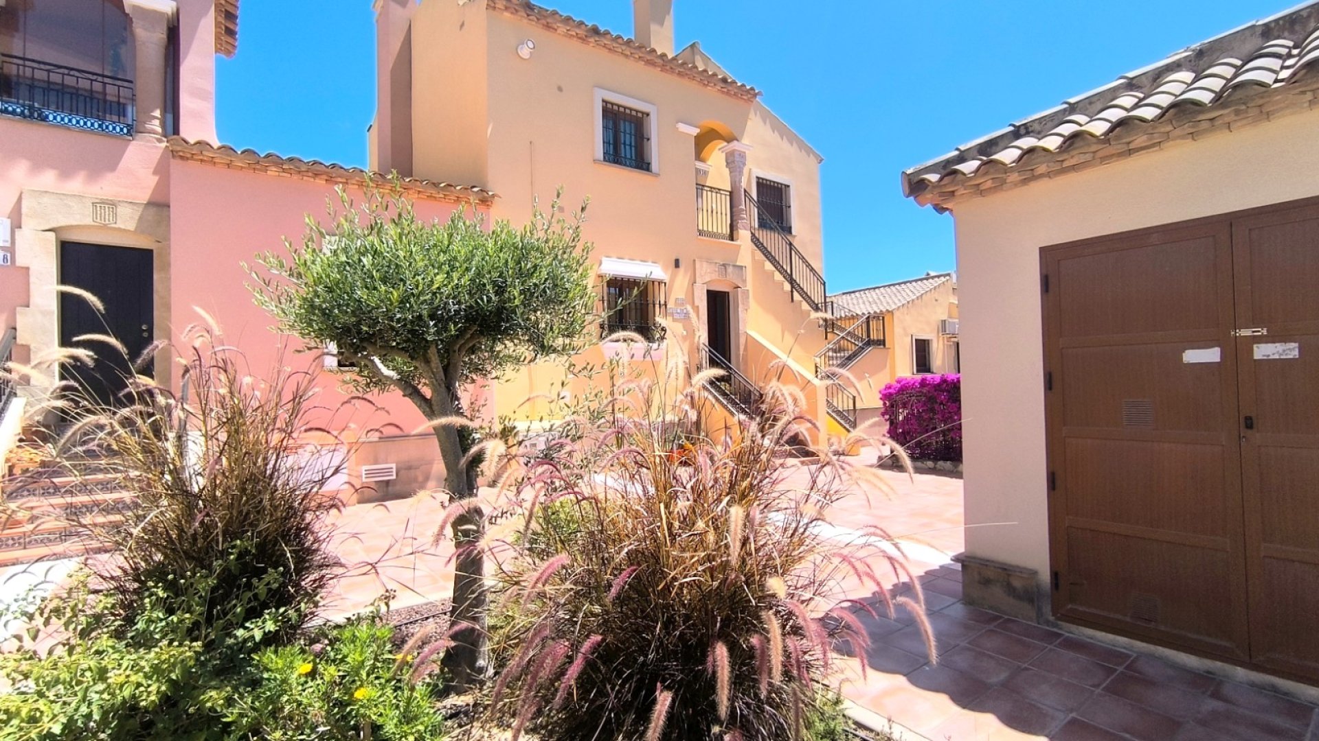 Reventa - Apartamentos -
Algorfa