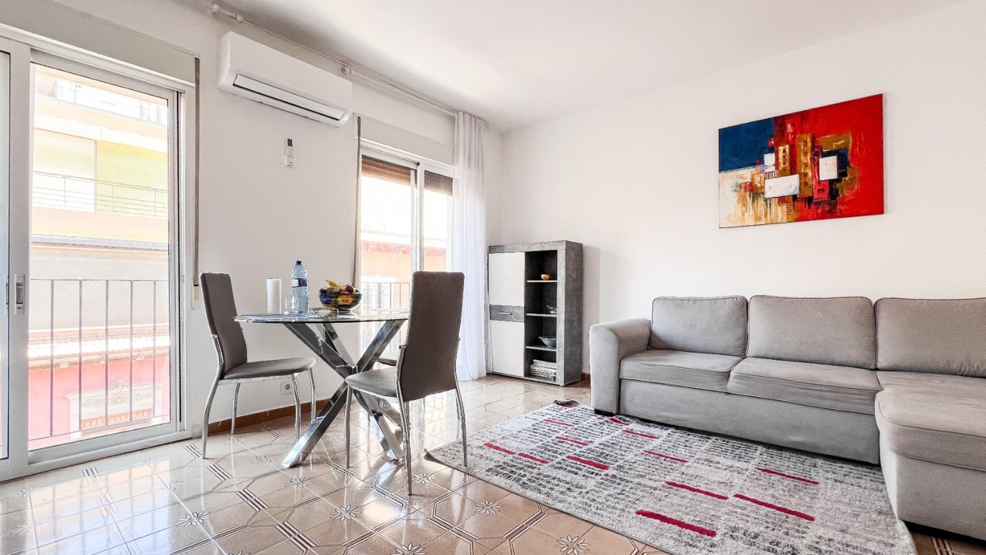 Reventa - Apartamentos -
Alicante - Center