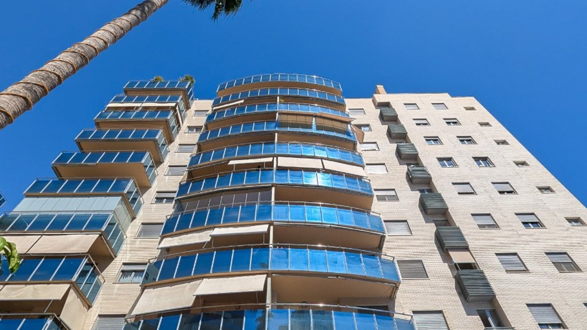 Reventa - Apartamentos -
Alicante - El Campello