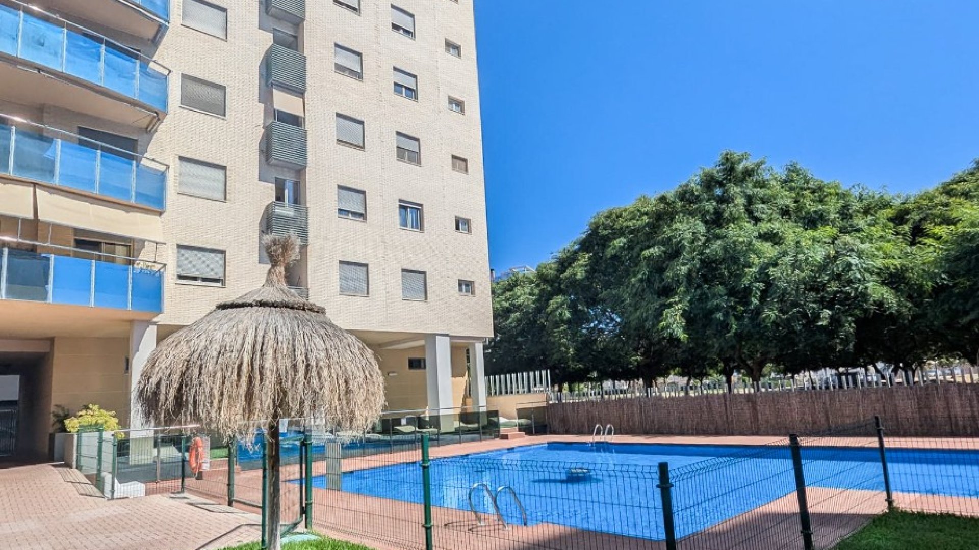 Reventa - Apartamentos -
Alicante - El Campello