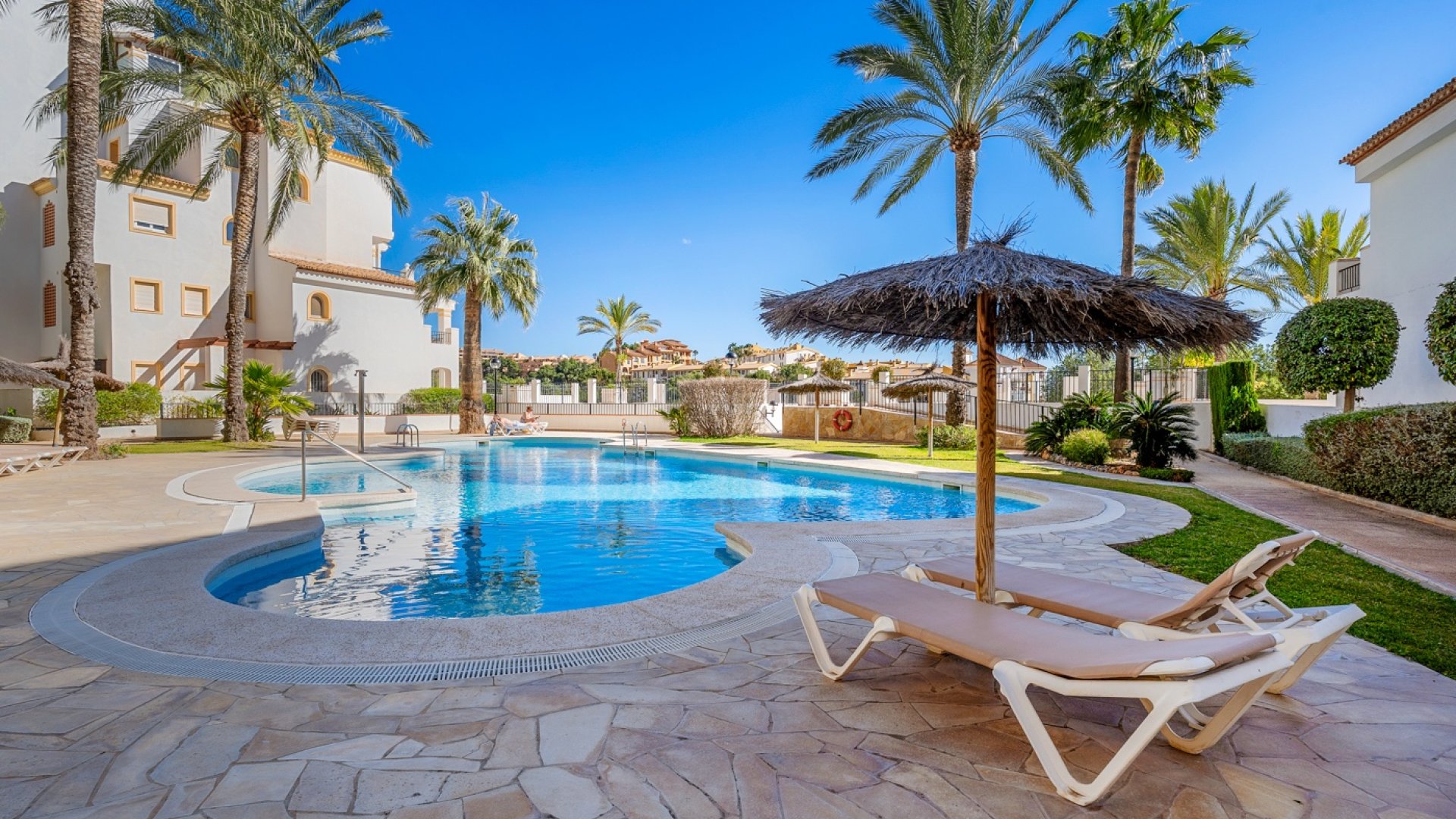 Reventa - Apartamentos -
Altea* - Mascarat*
