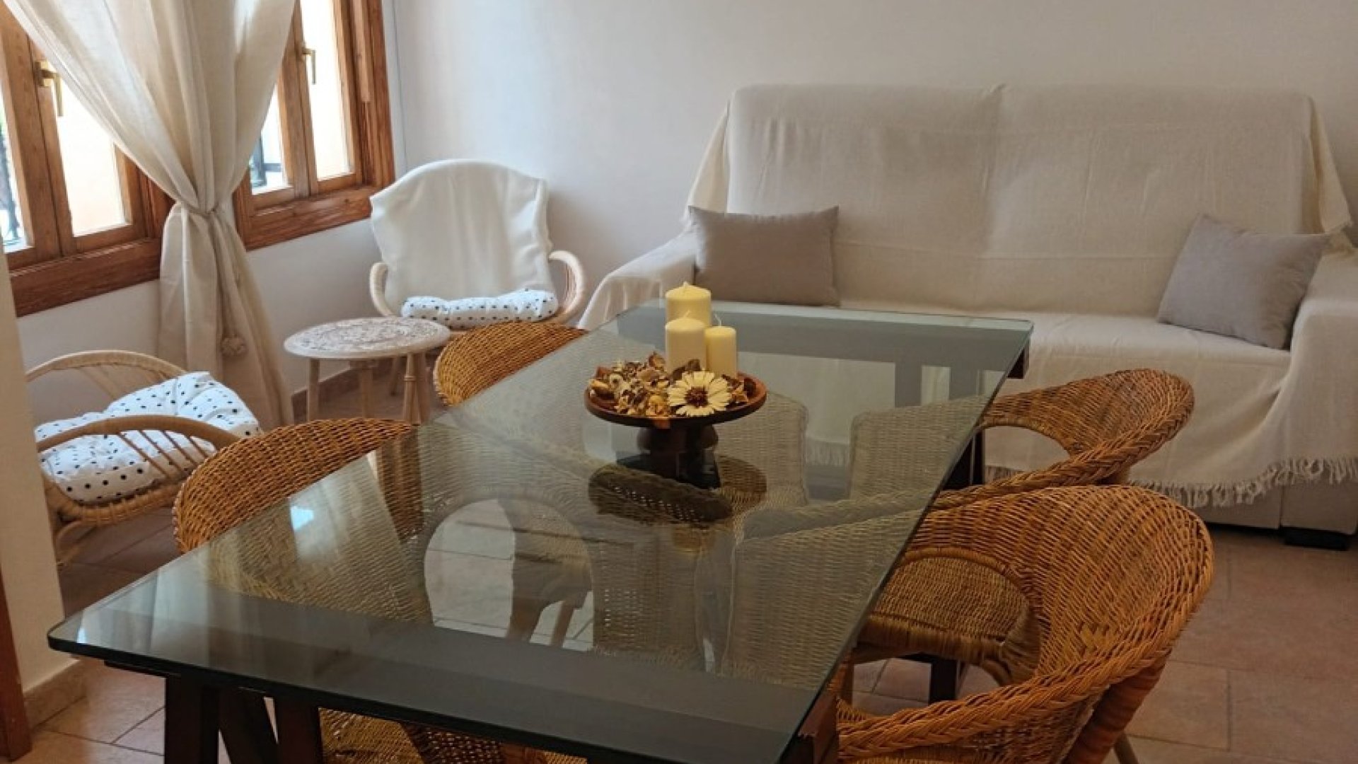 Reventa - Apartamentos -
Altea - Pueblo