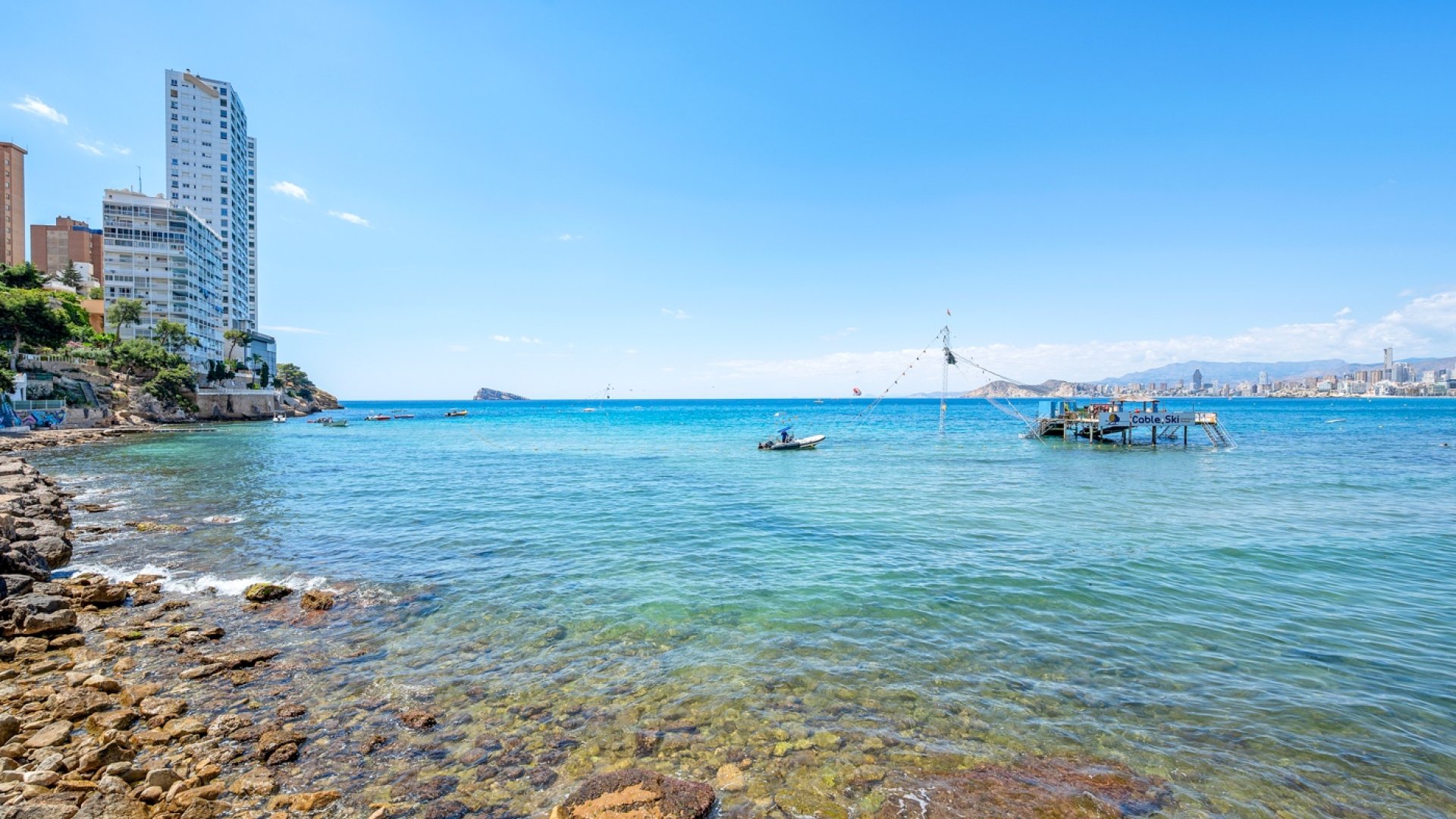 Reventa - Apartamentos -
Benidorm* - Levante*