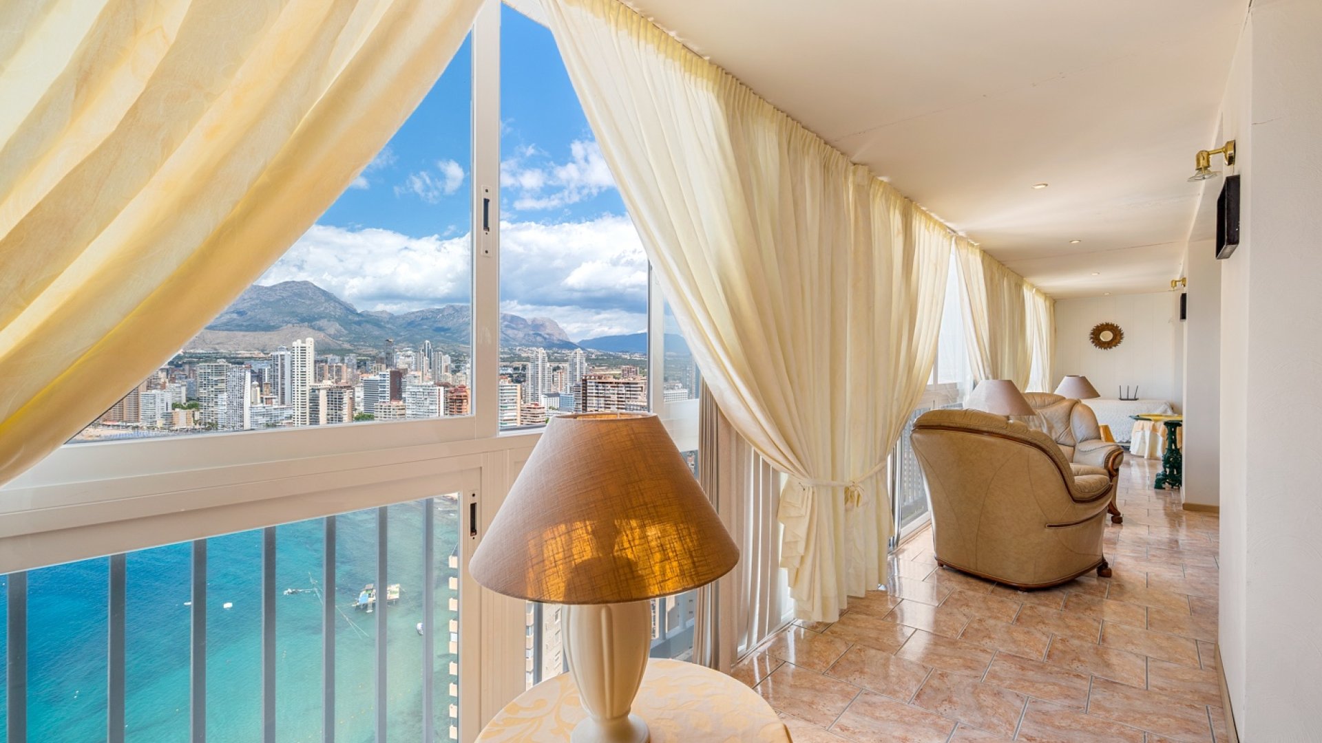 Reventa - Apartamentos -
Benidorm* - Levante*