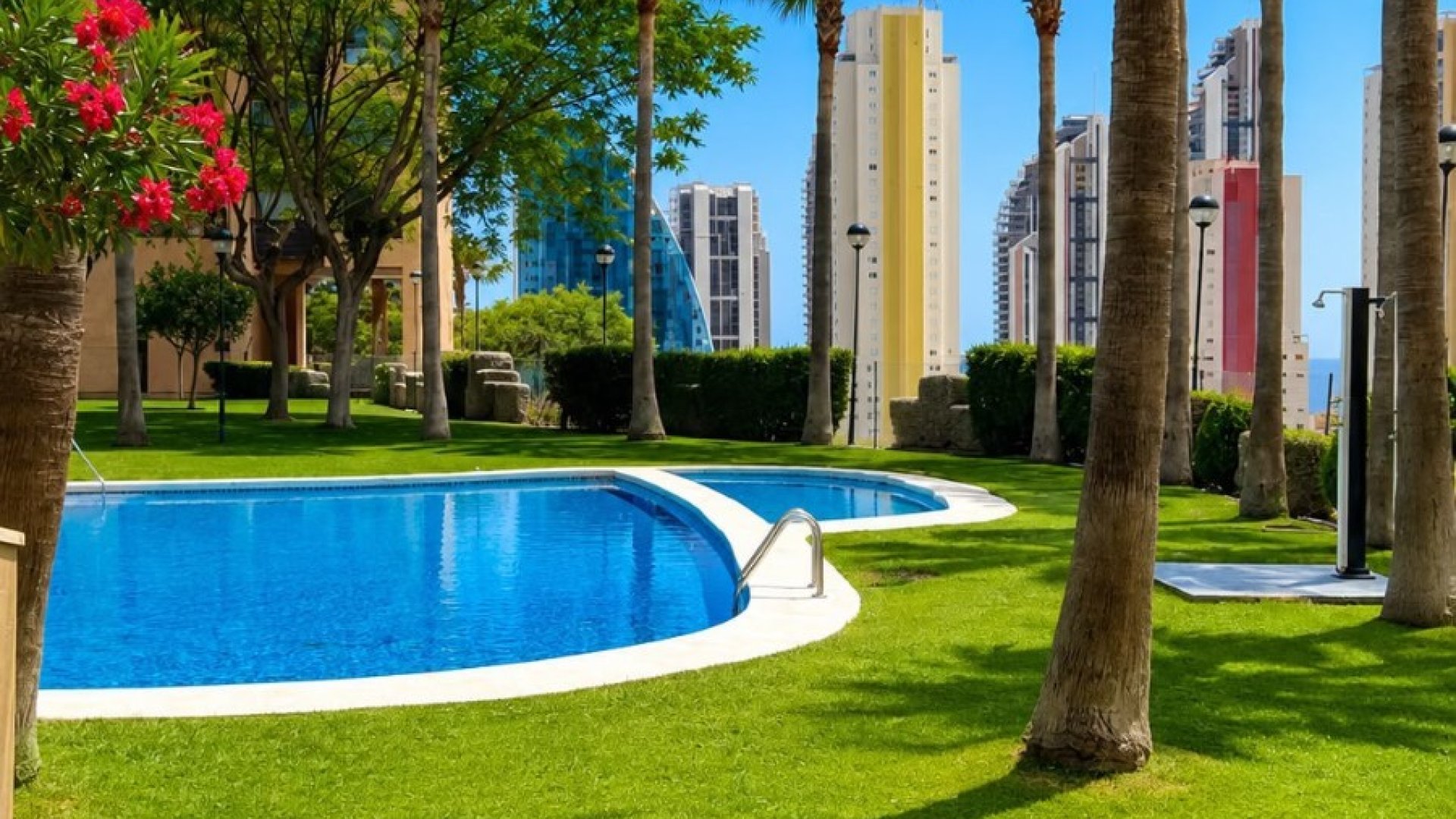 Reventa - Apartamentos -
Benidorm - Playa Poniente