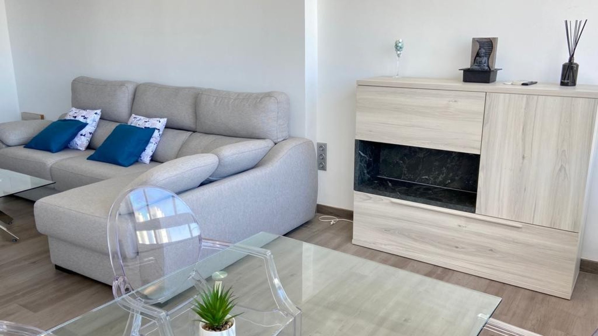 Reventa - Apartamentos -
Benidorm - Rincón de Loix