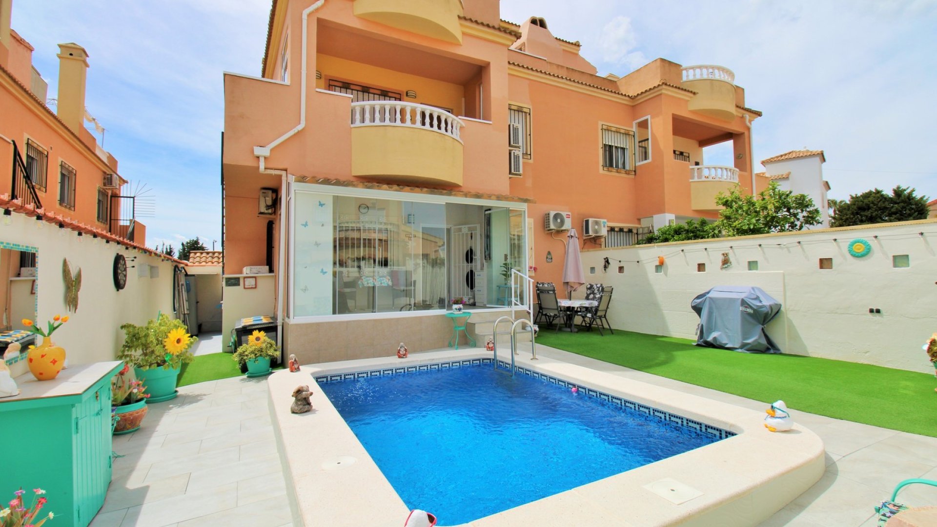 Reventa - Apartamentos -
Cabo Roig