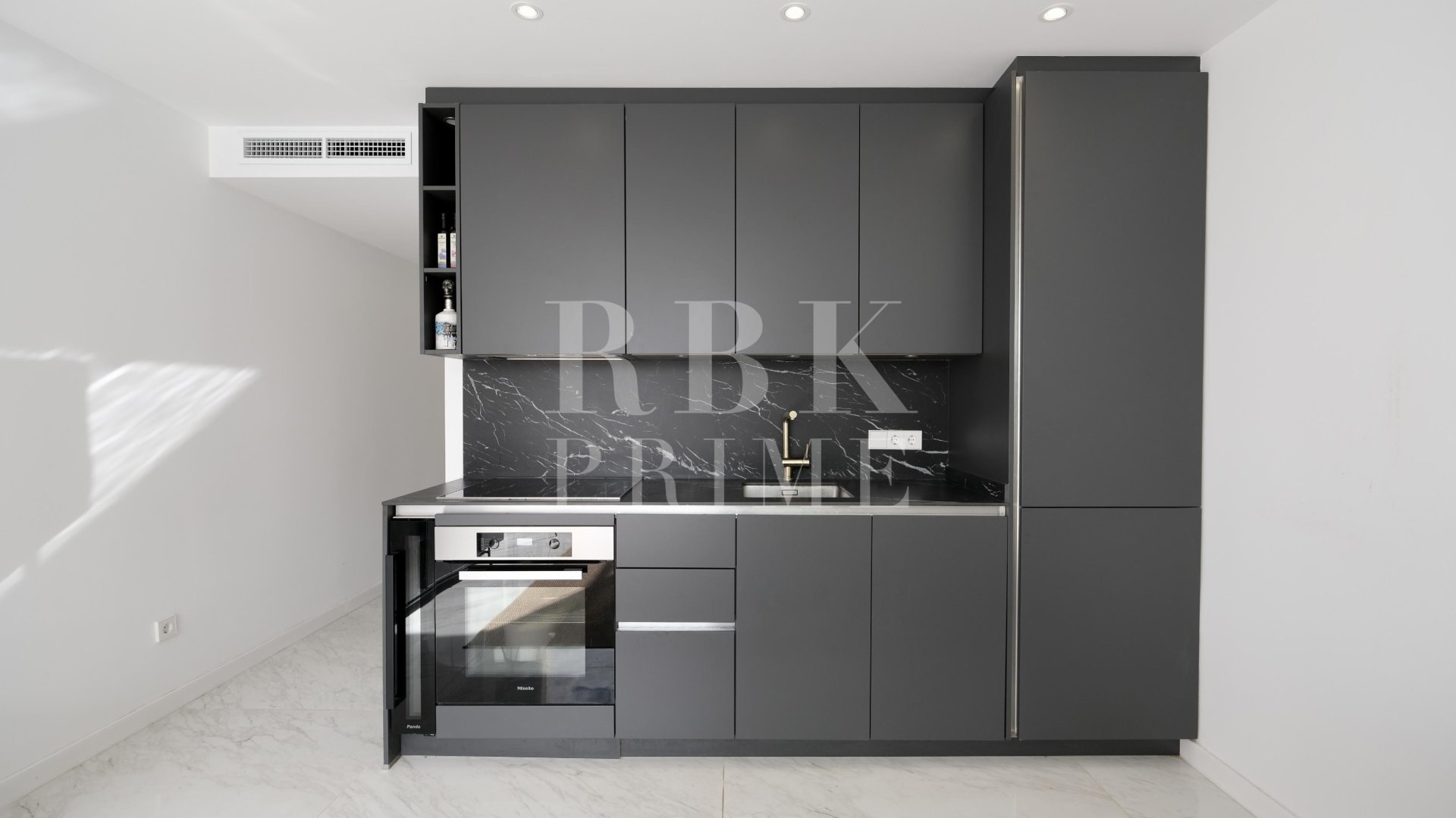 Reventa - Apartamentos -
Calvià - Portals Nous