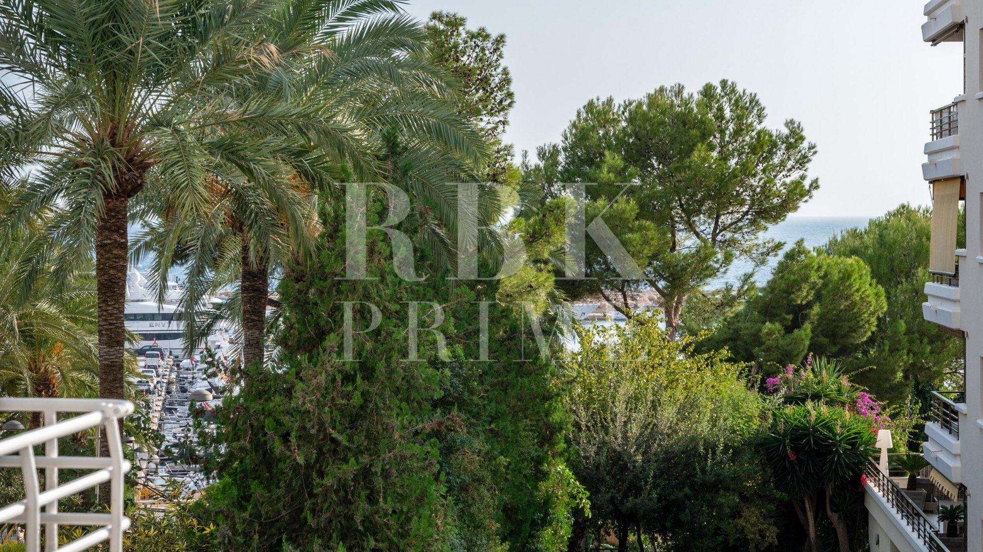 Reventa - Apartamentos -
Calvià - Puerto Portals
