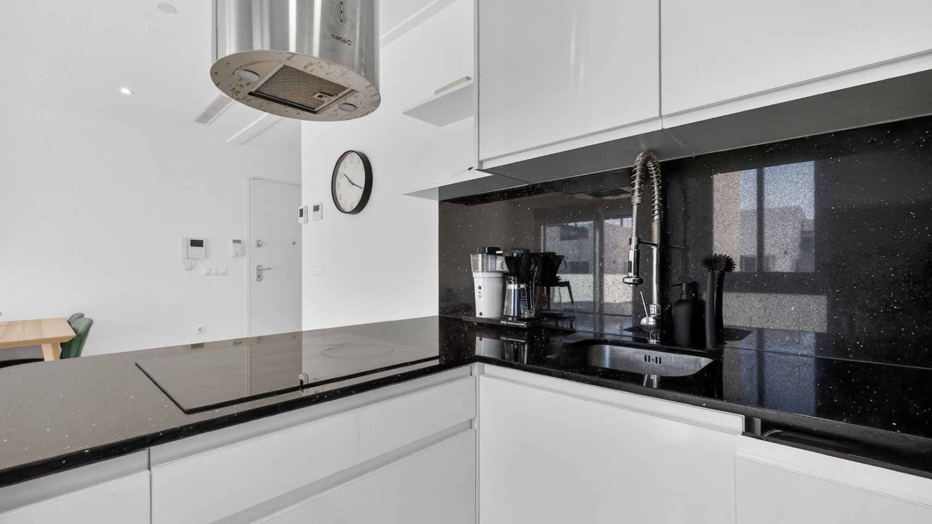 Reventa - Apartamentos -
Ciudad Quesada - Lo Marabú