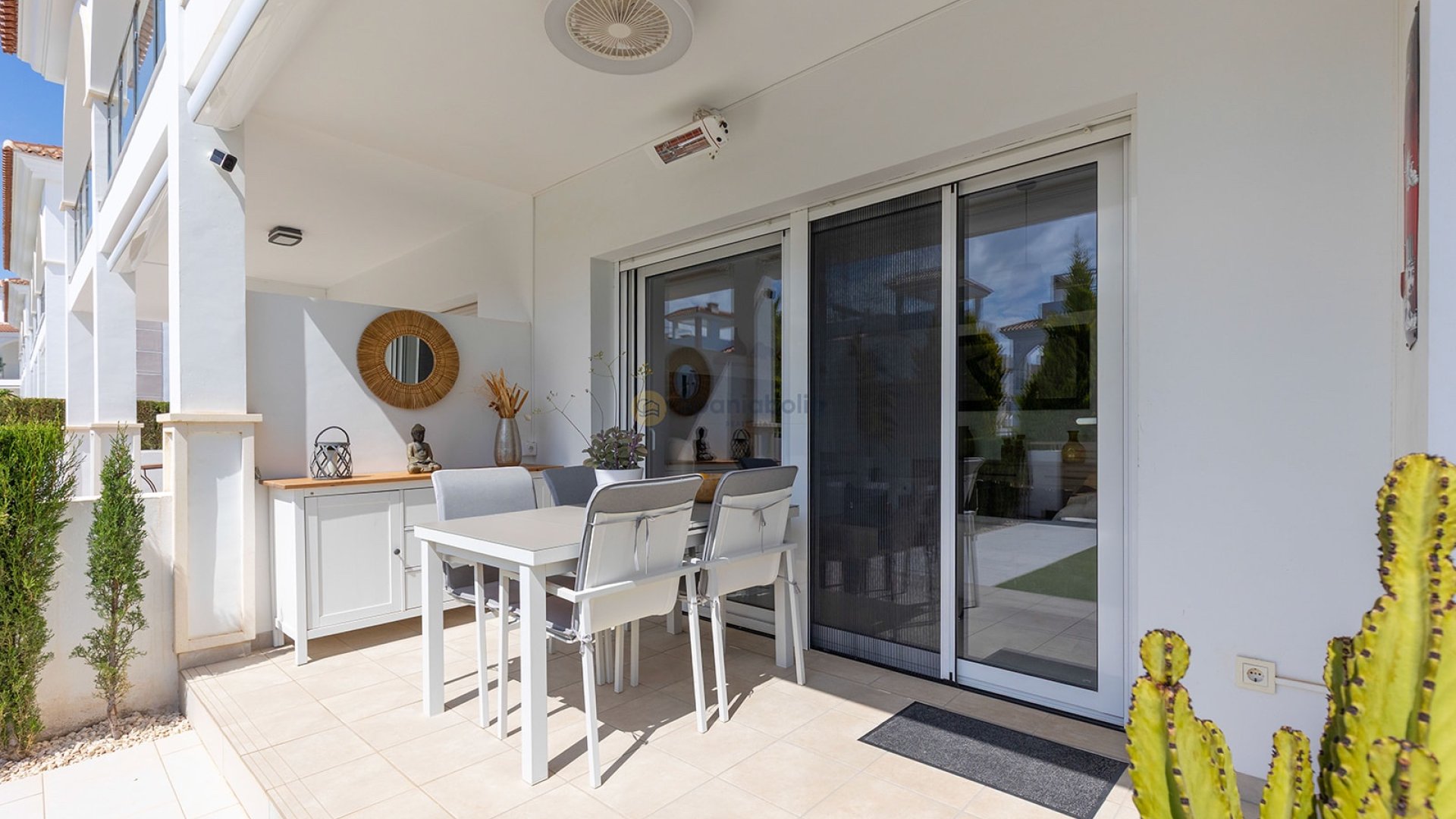 Reventa - Apartamentos -
Ciudad Quesada - Rojales
