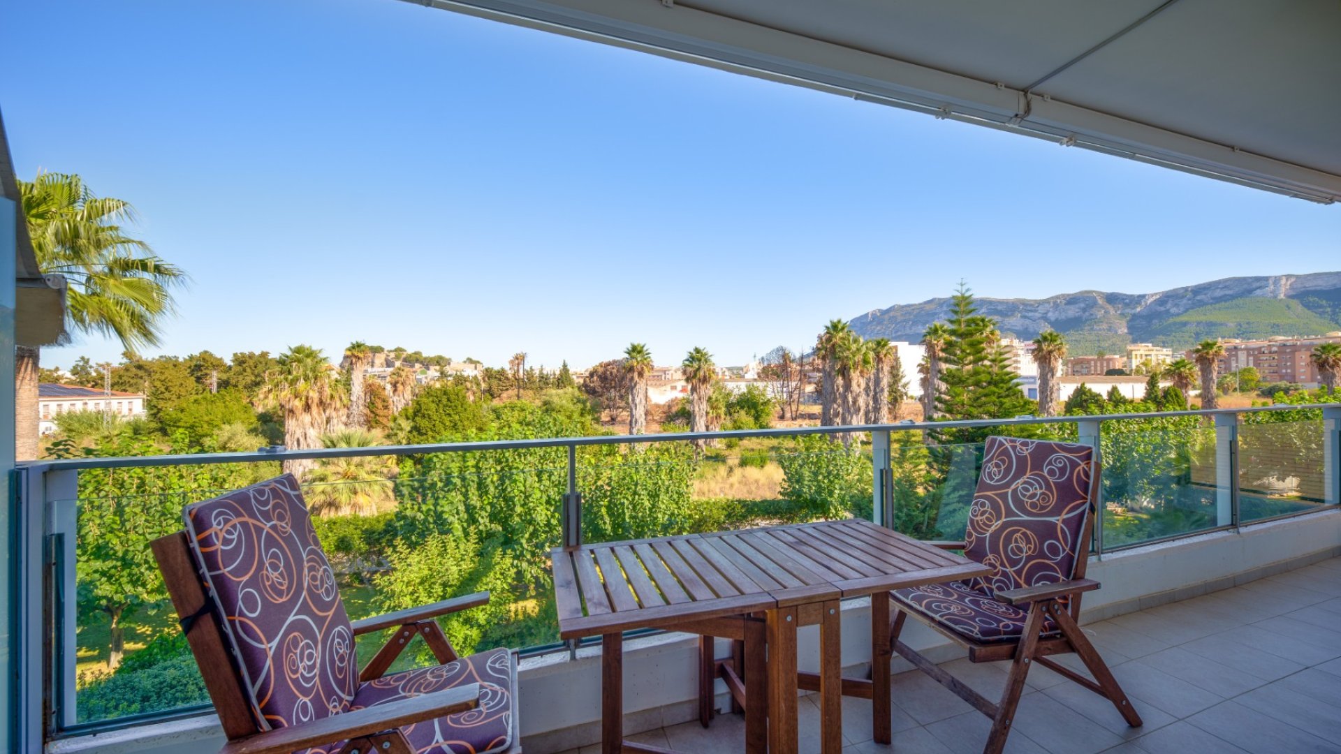 Reventa - Apartamentos -
Denia - Center