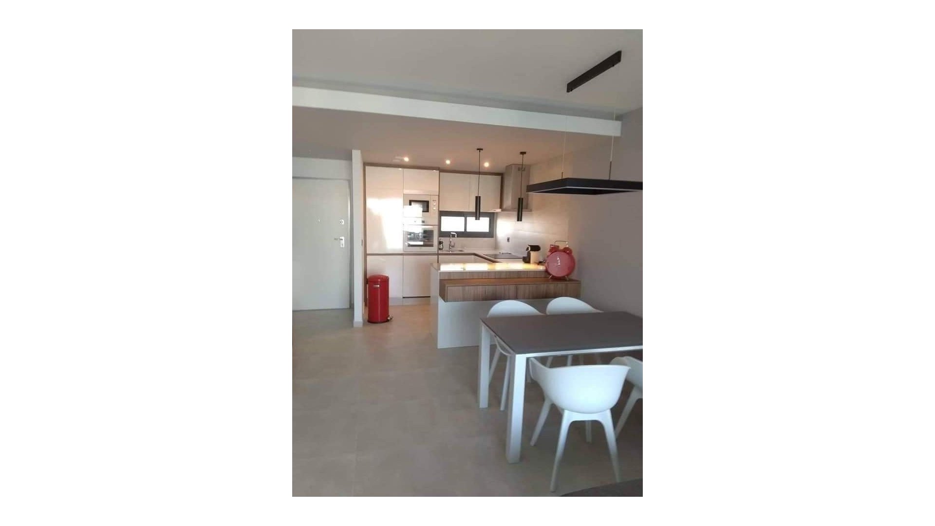 Reventa - Apartamentos -
El Raso - Costa Blanca