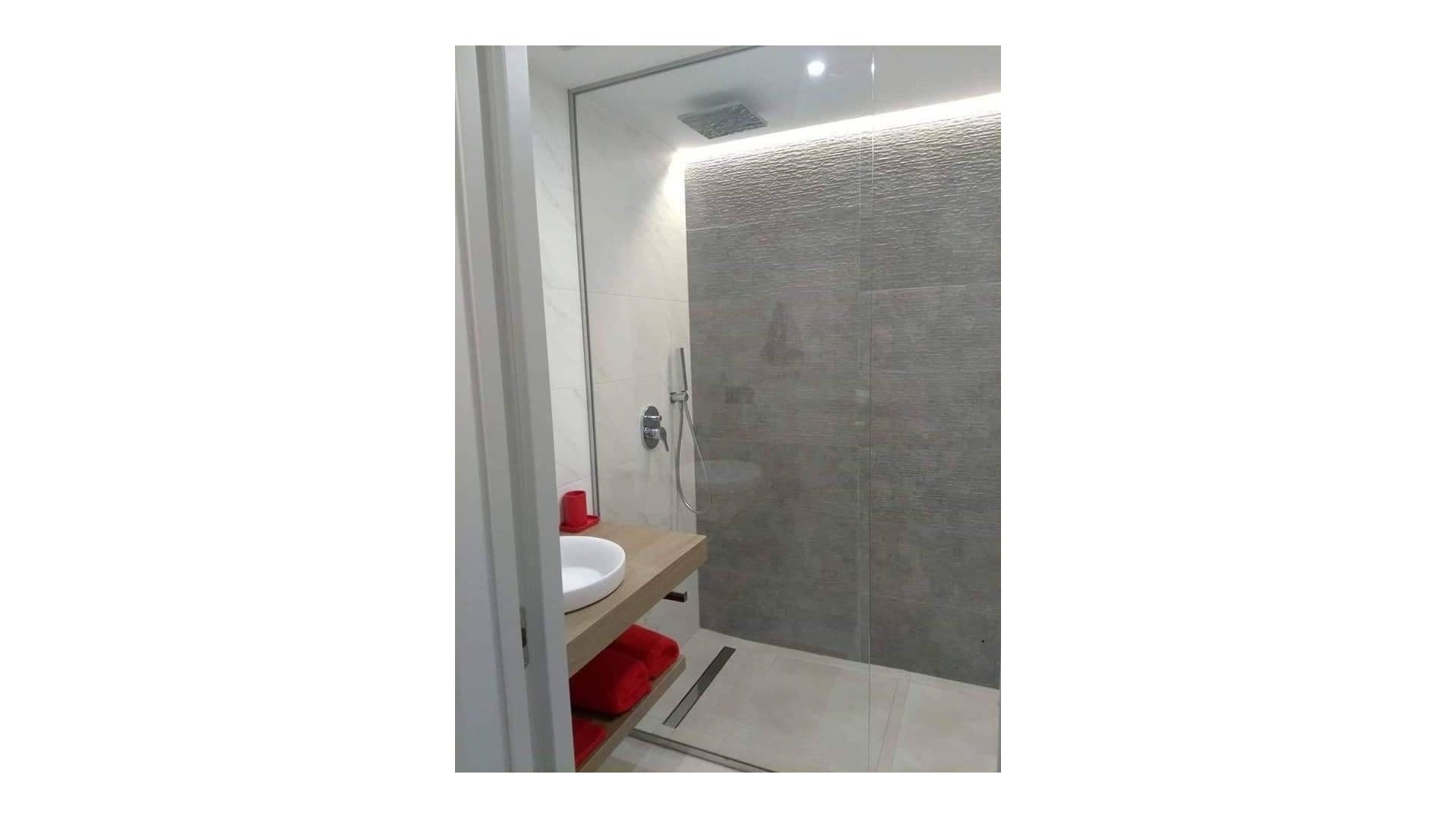 Reventa - Apartamentos -
El Raso - Costa Blanca