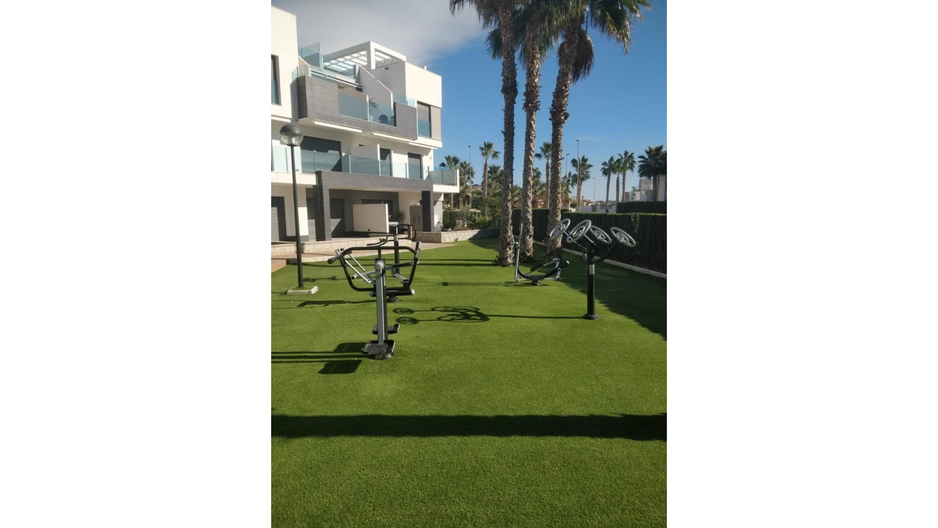 Reventa - Apartamentos -
El Raso