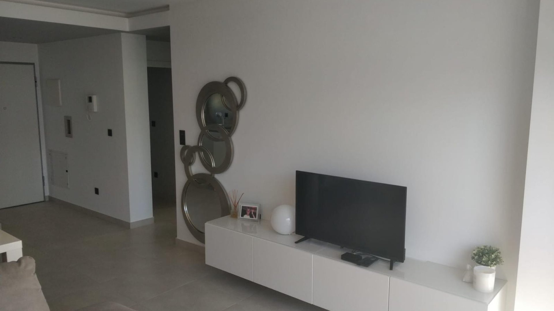 Reventa - Apartamentos -
El Raso