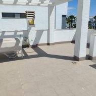Reventa - Apartamentos -
El Raso