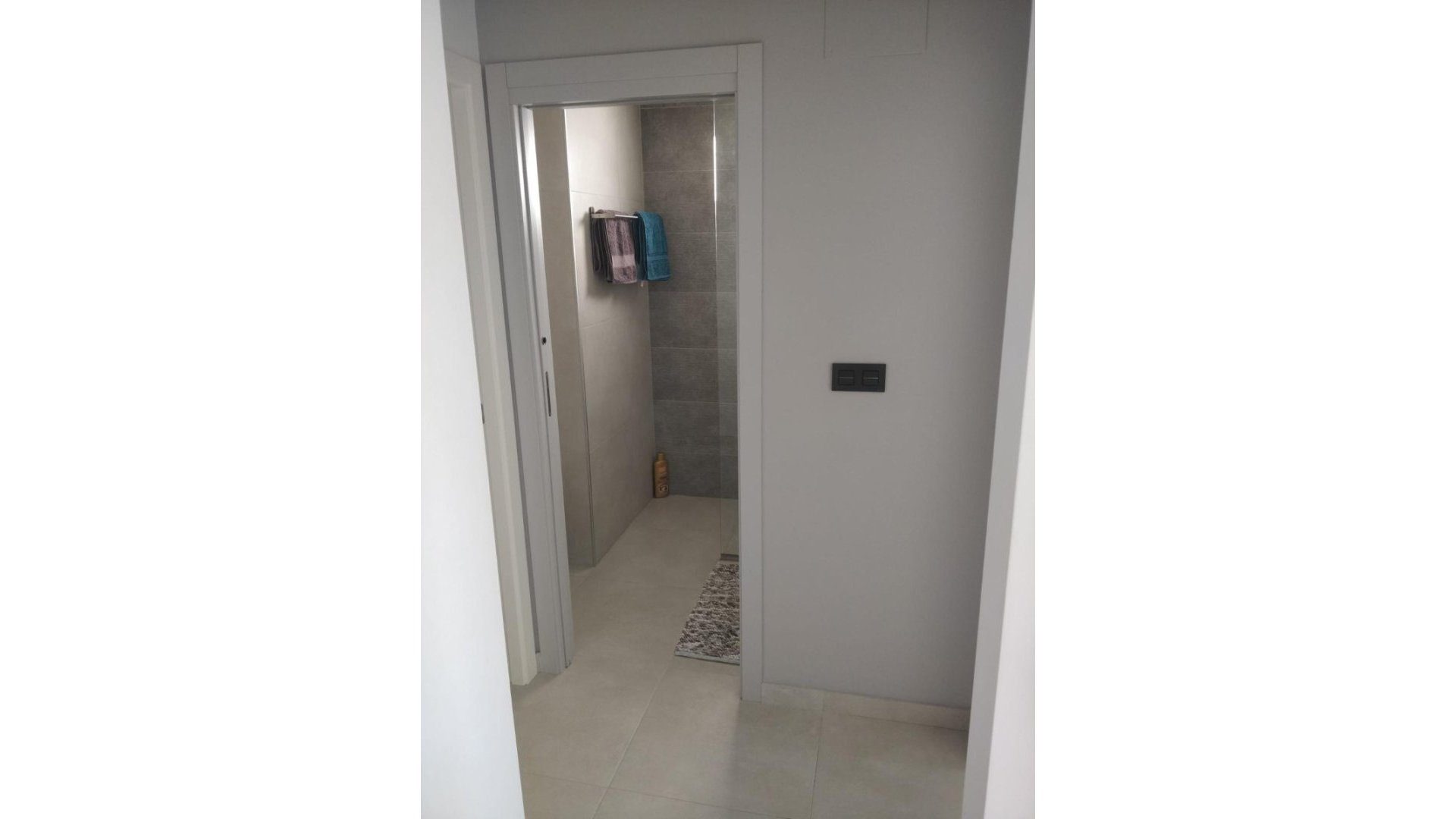 Reventa - Apartamentos -
El Raso