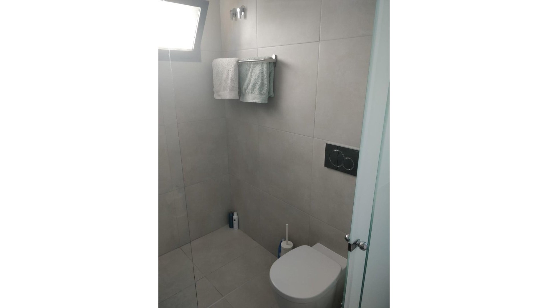 Reventa - Apartamentos -
El Raso