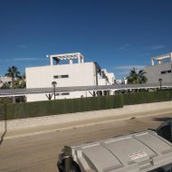 Reventa - Apartamentos -
El Raso