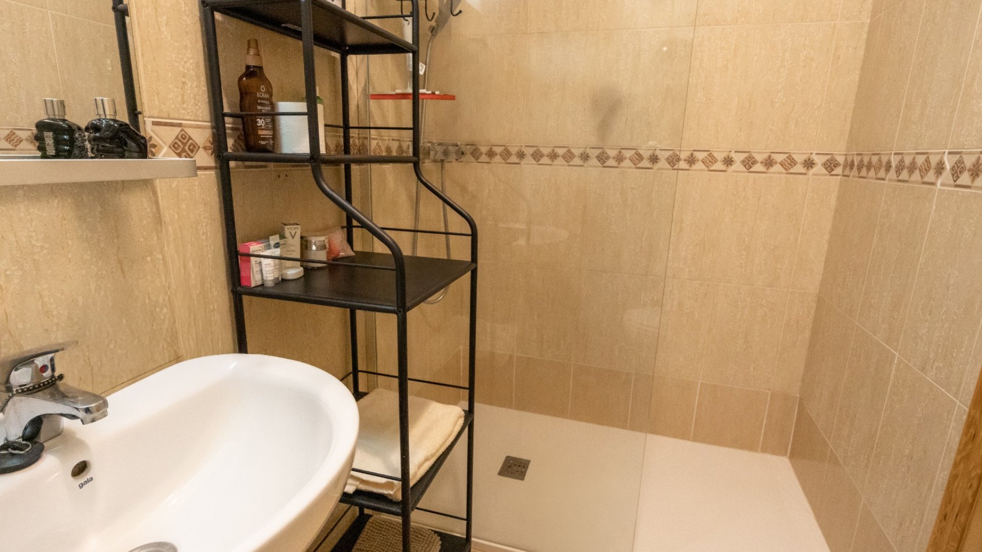 Reventa - Apartamentos -
Formentera de Segura - Formentera del Segura