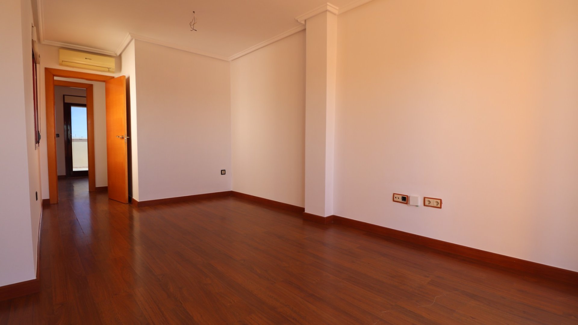 Reventa - Apartamentos -
Formentera del Segura