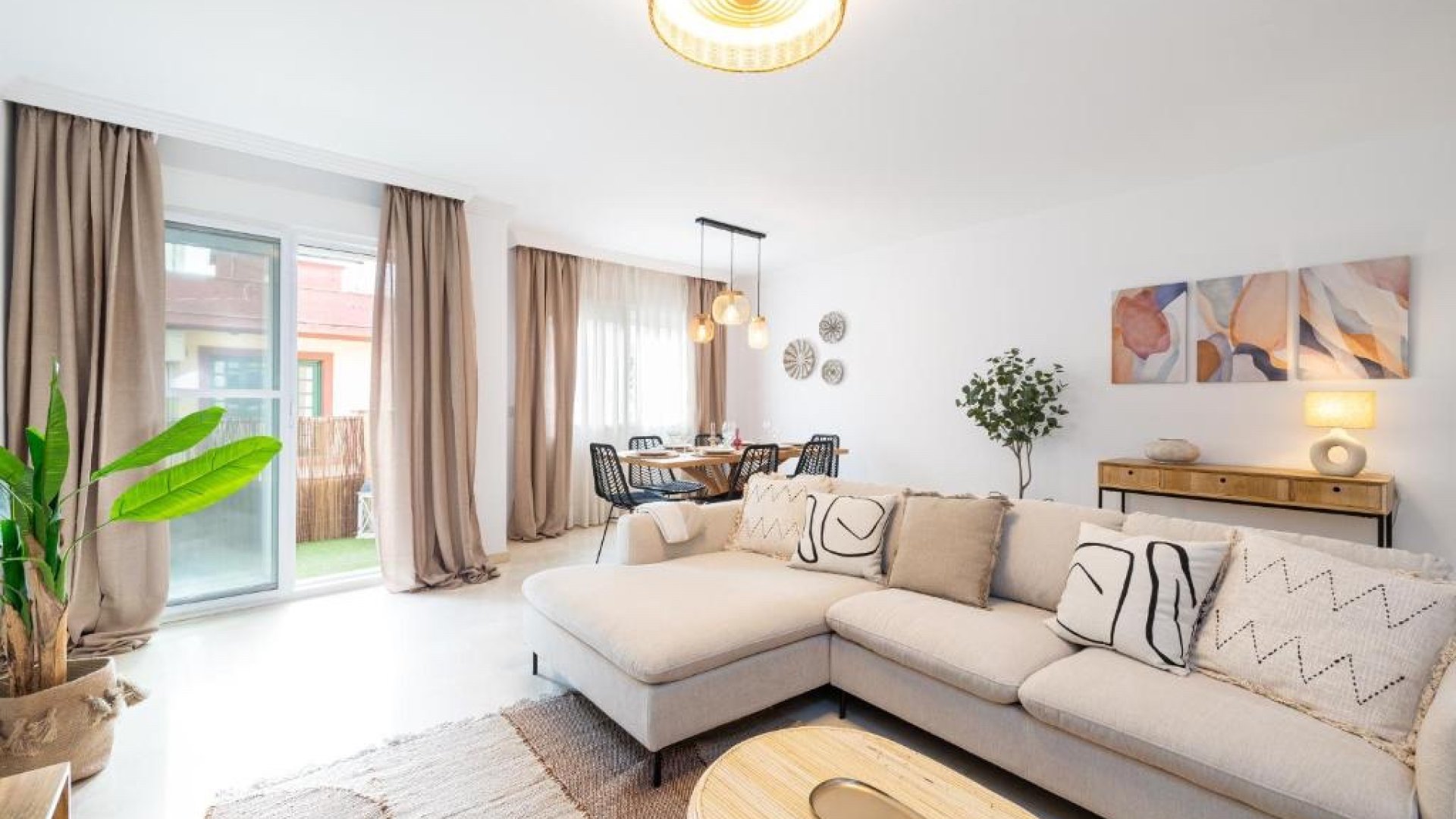 Reventa - Apartamentos -
Fuengirola