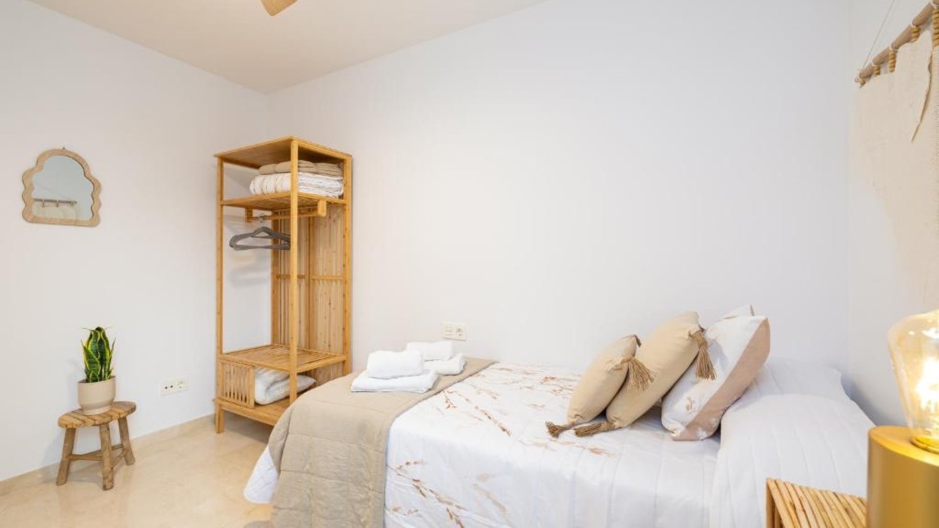 Reventa - Apartamentos -
Fuengirola