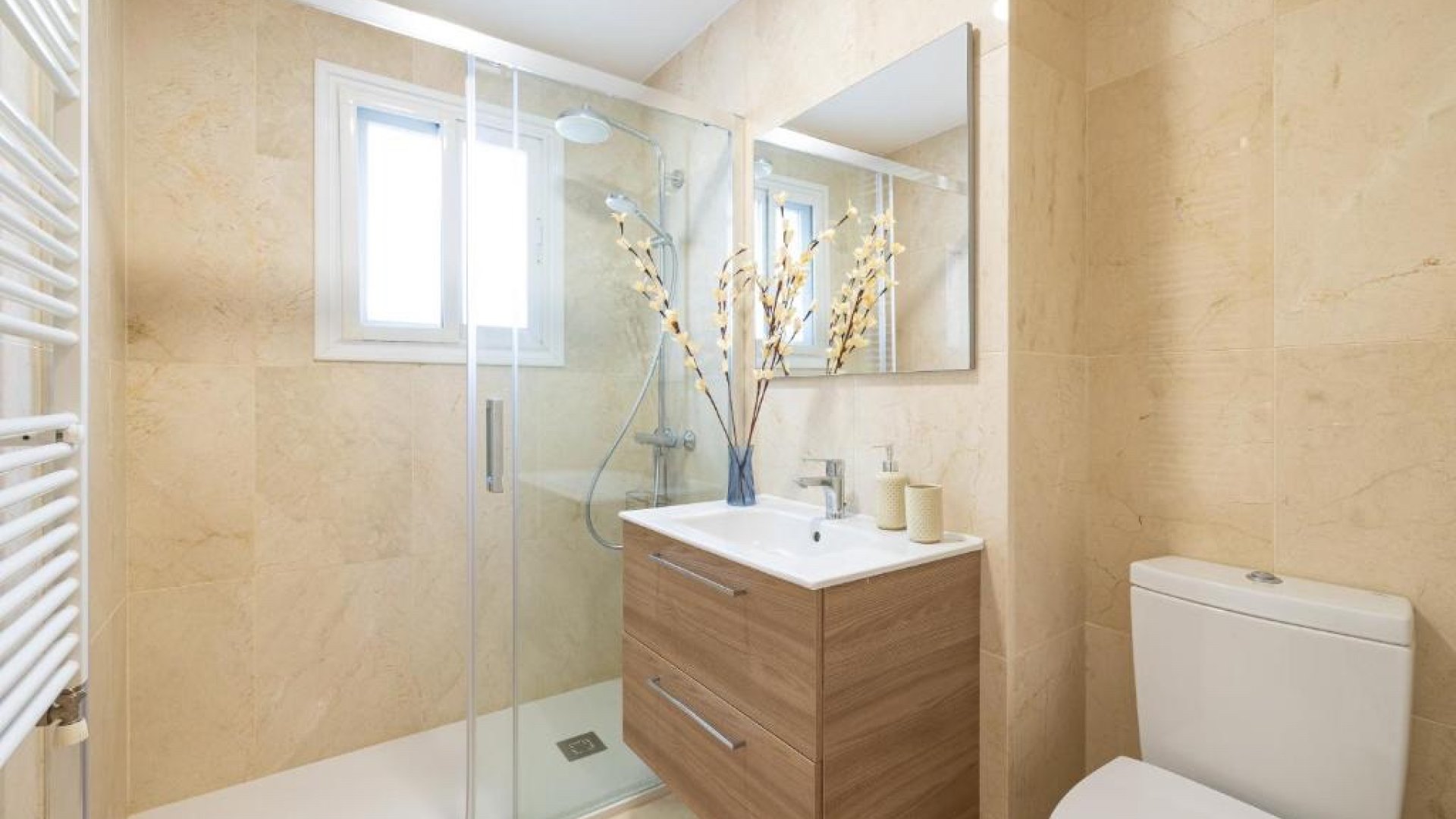 Reventa - Apartamentos -
Fuengirola