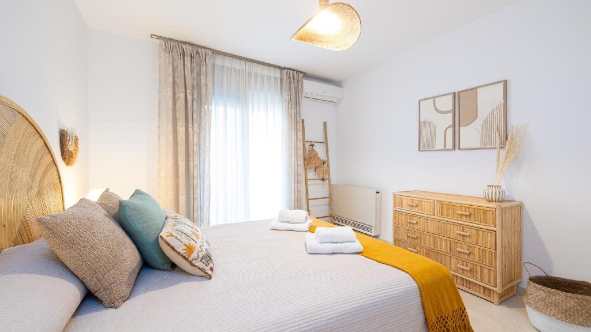 Reventa - Apartamentos -
Fuengirola