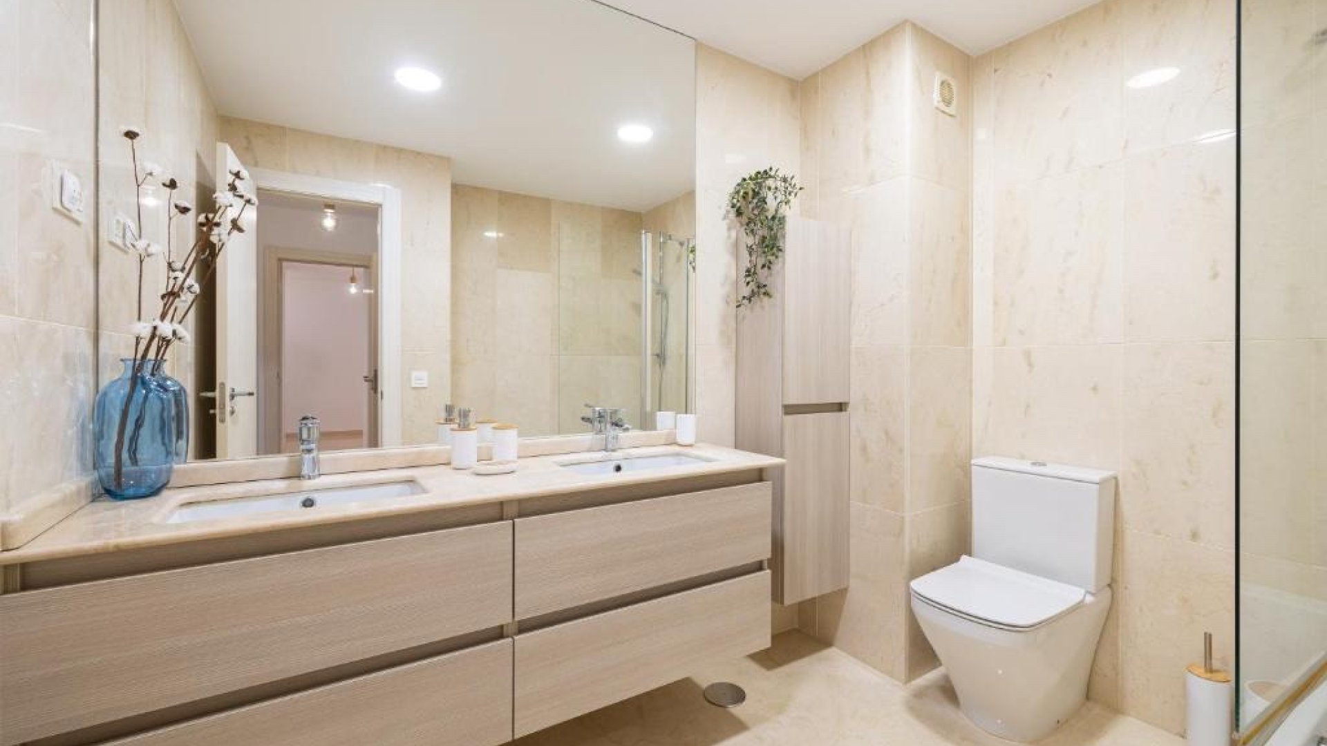 Reventa - Apartamentos -
Fuengirola