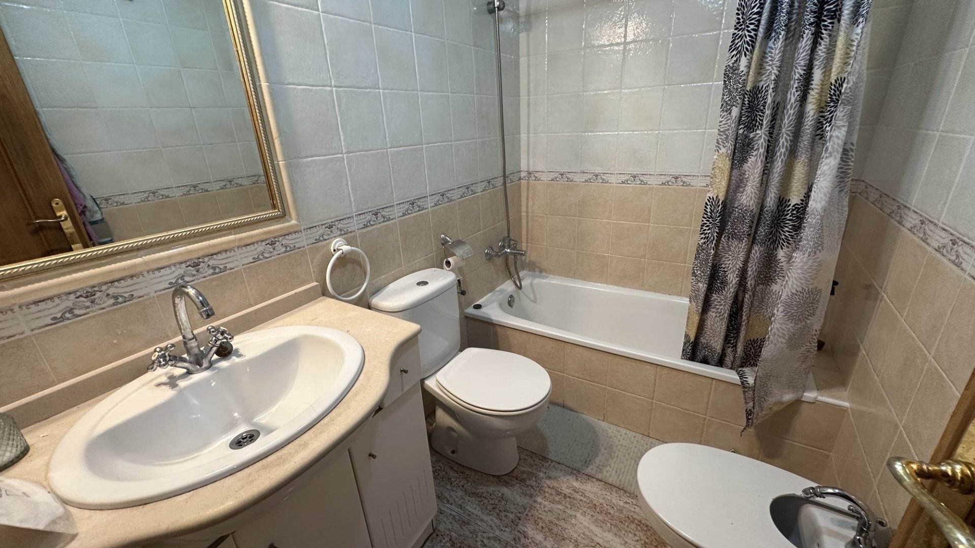 Reventa - Apartamentos -
Guardamar del Segura - Center