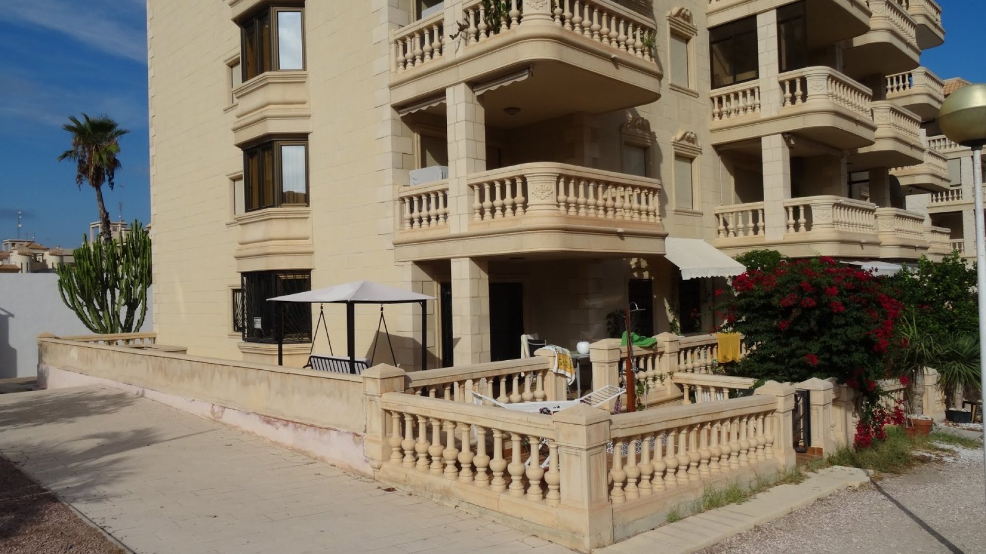 Reventa - Apartamentos -
Guardamar del Segura - El Moncayo