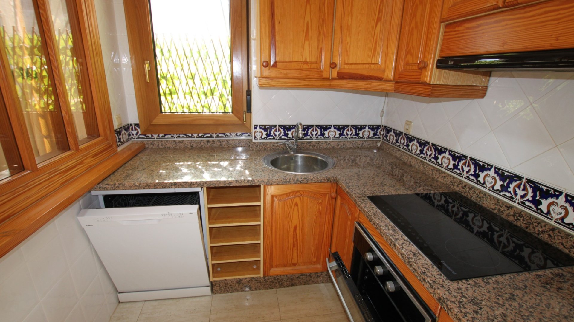 Reventa - Apartamentos -
Guardamar del Segura - El Moncayo