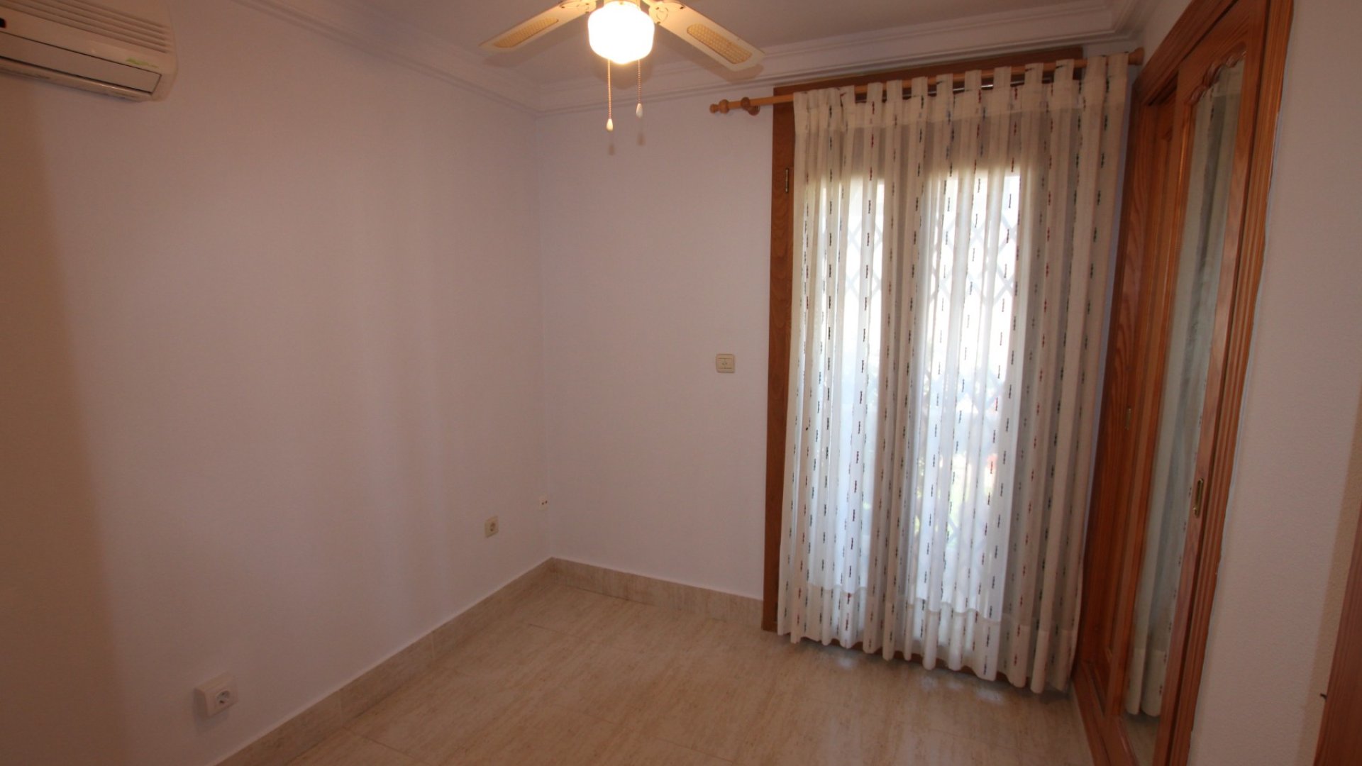Reventa - Apartamentos -
Guardamar del Segura - El Moncayo