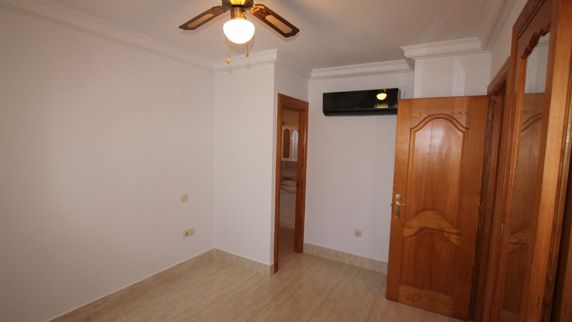 Reventa - Apartamentos -
Guardamar del Segura - El Moncayo