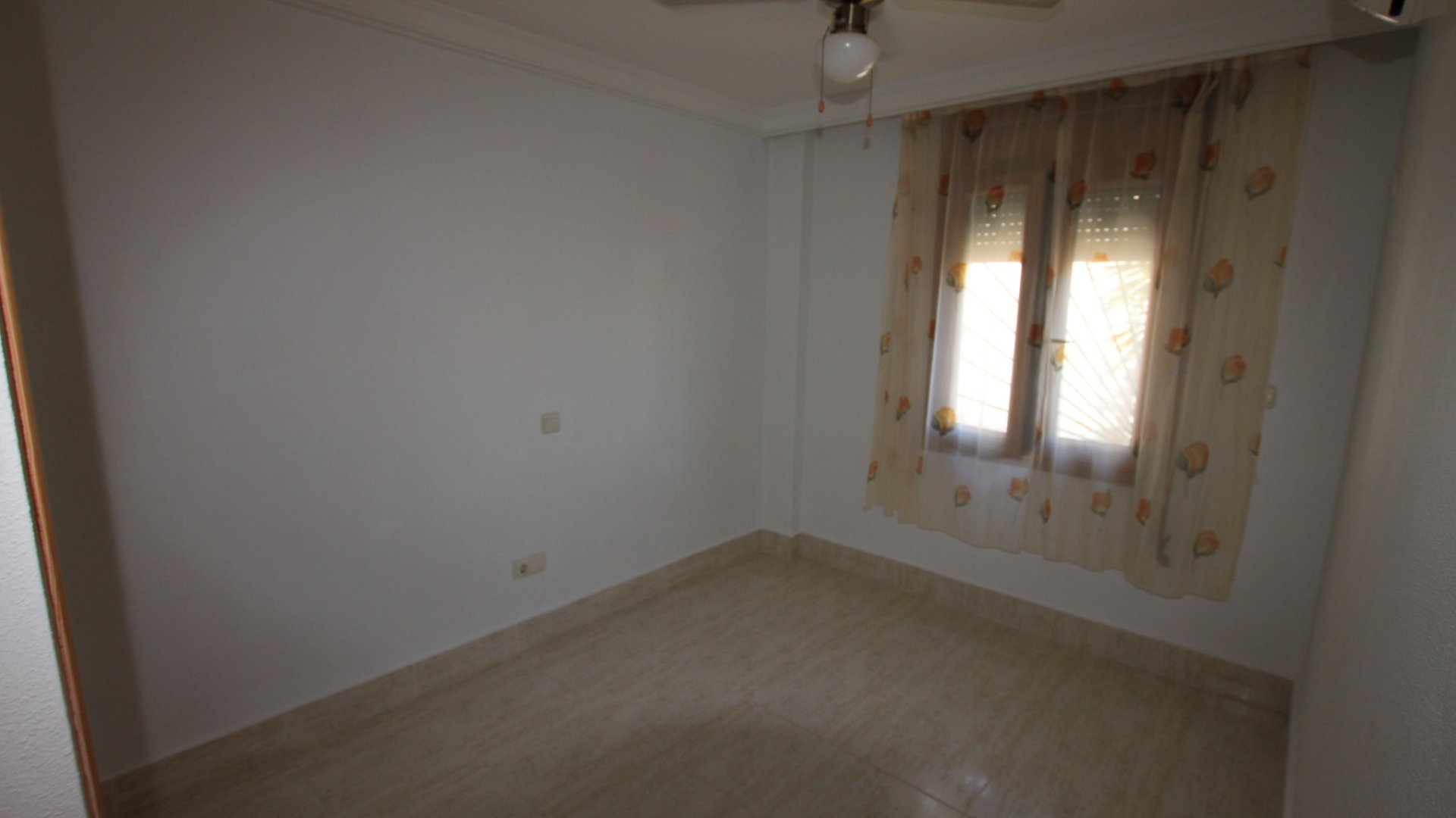 Reventa - Apartamentos -
Guardamar del Segura - El Moncayo