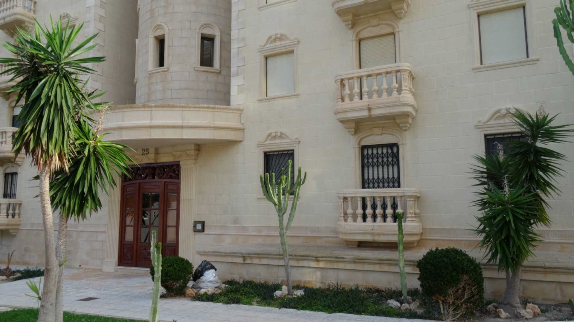 Reventa - Apartamentos -
Guardamar del Segura - El Moncayo