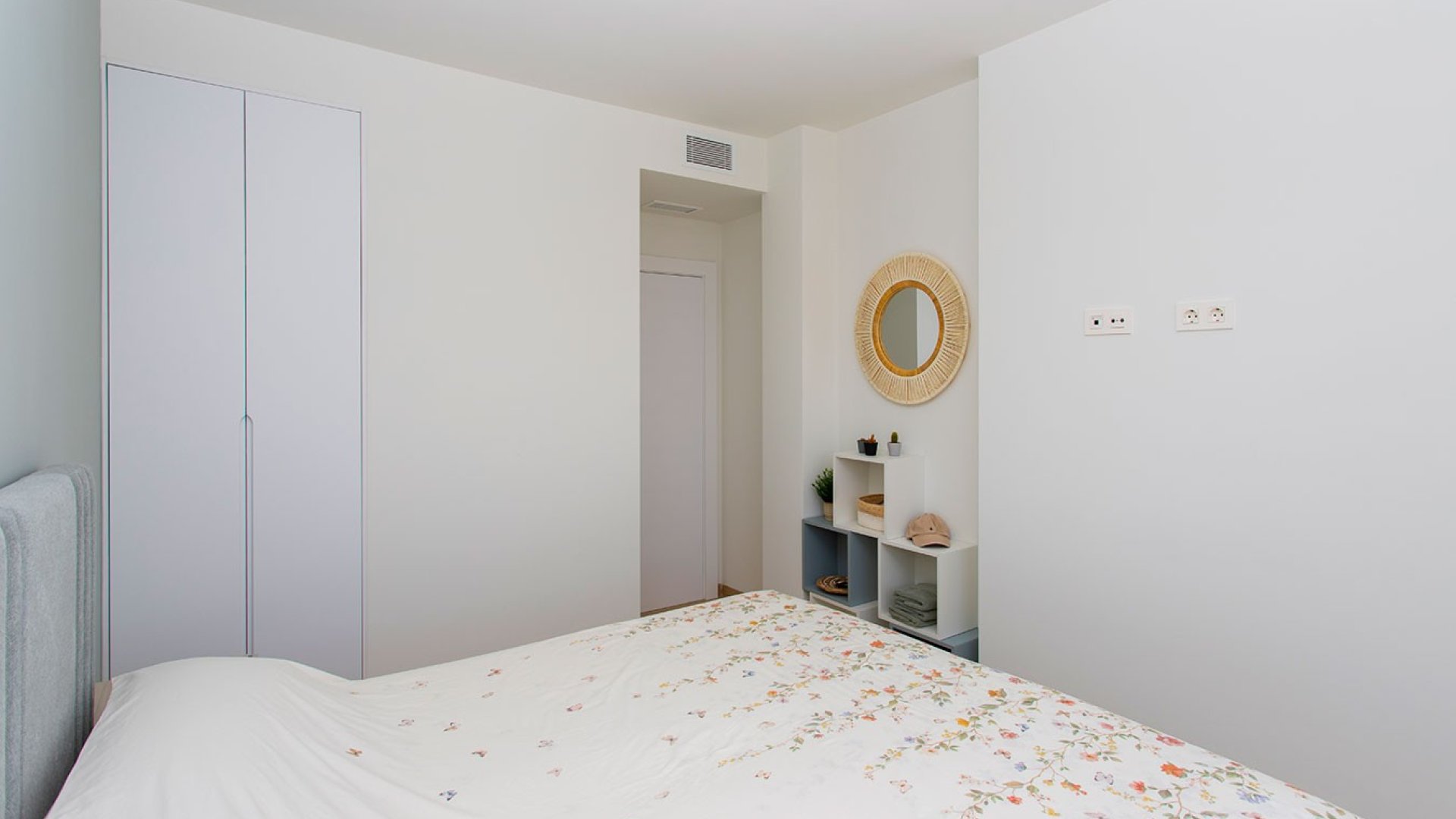 Reventa - Apartamentos -
Guardamar del Segura - El Raso