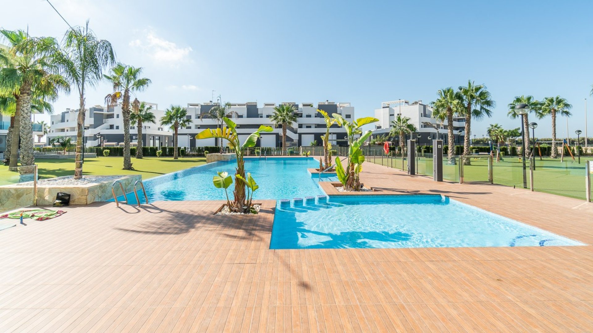 Reventa - Apartamentos -
Guardamar del Segura - El Raso