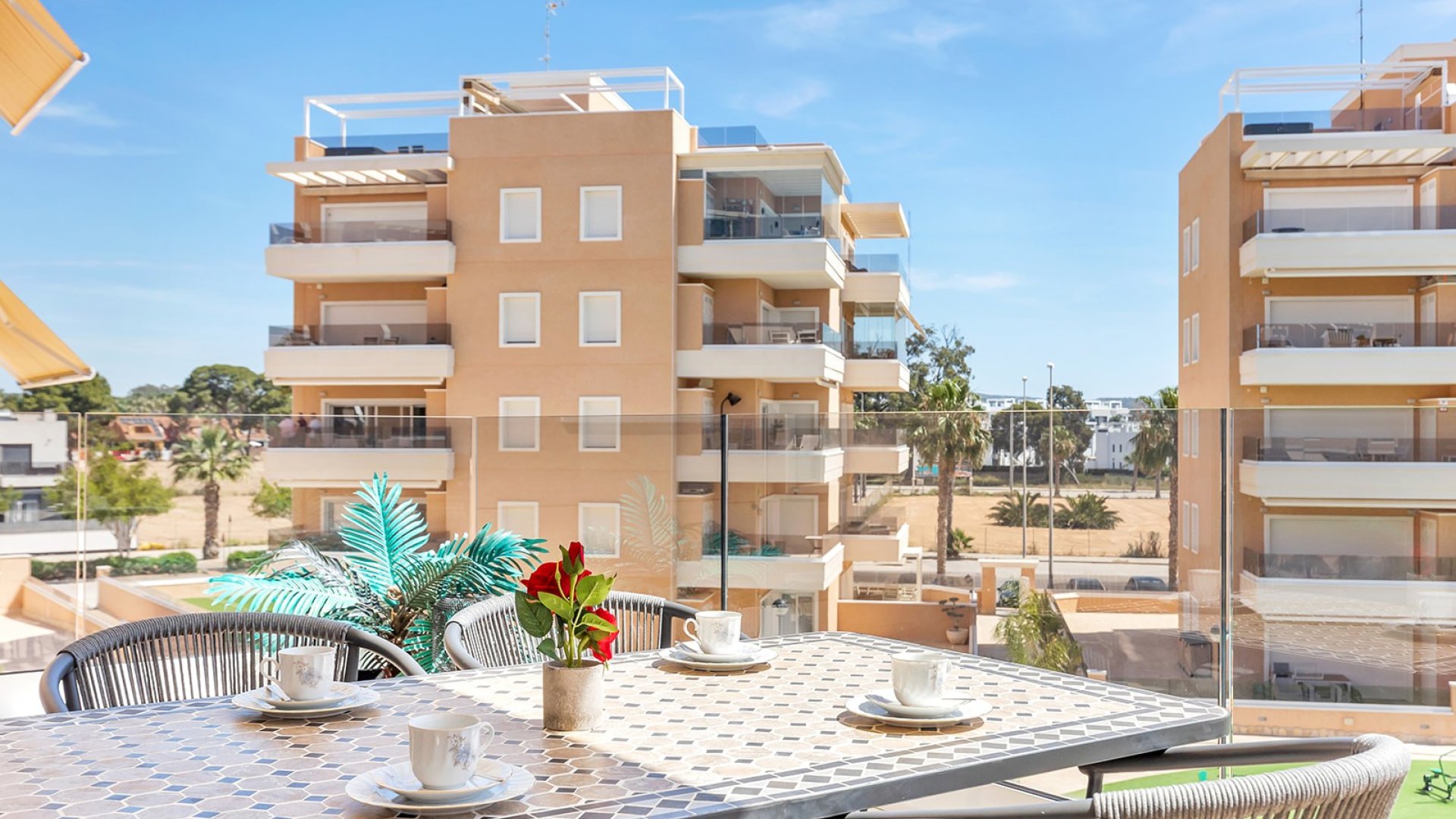Reventa - Apartamentos -
Guardamar del Segura - El Raso