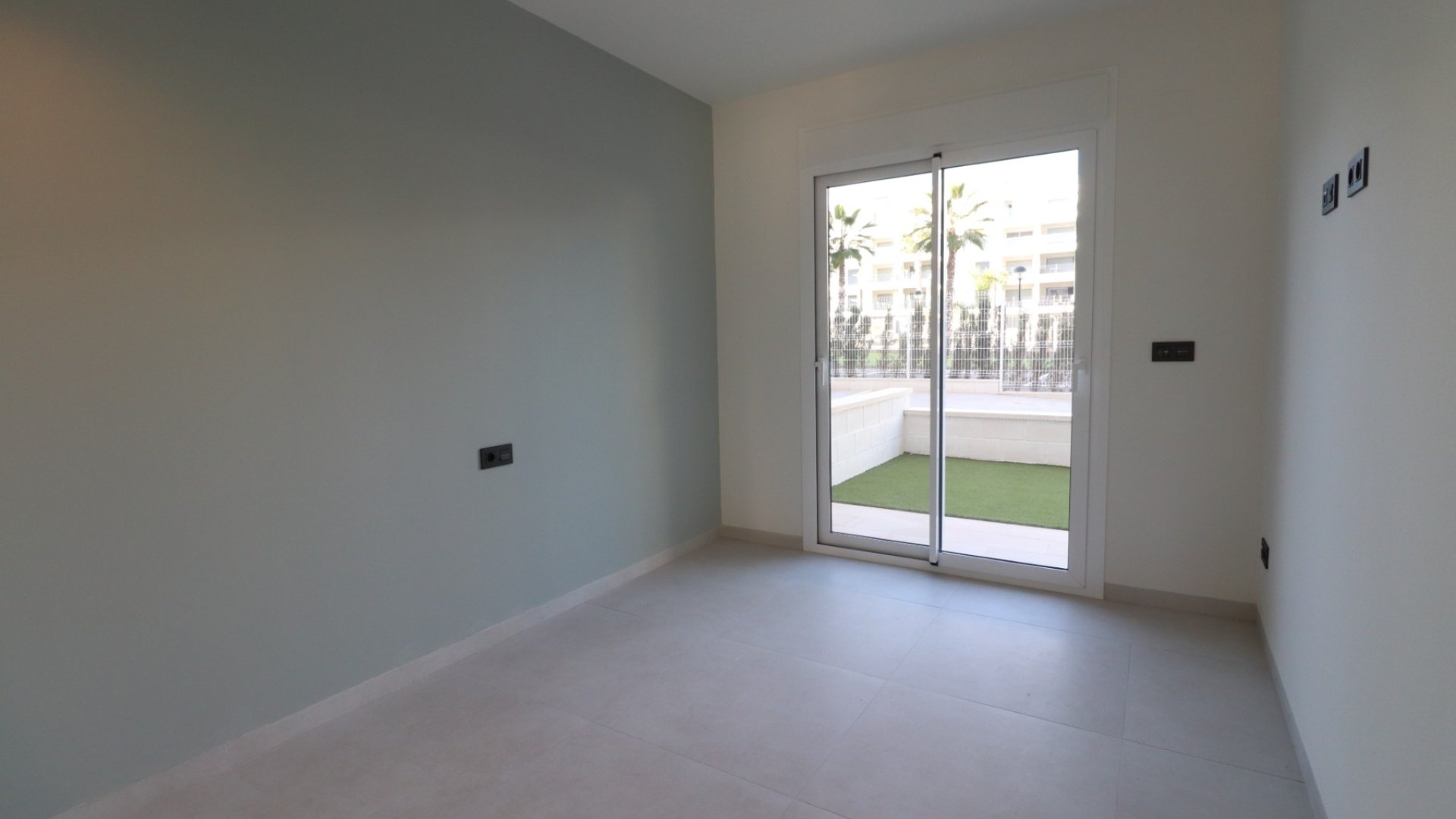 Reventa - Apartamentos -
Guardamar del Segura - El Raso