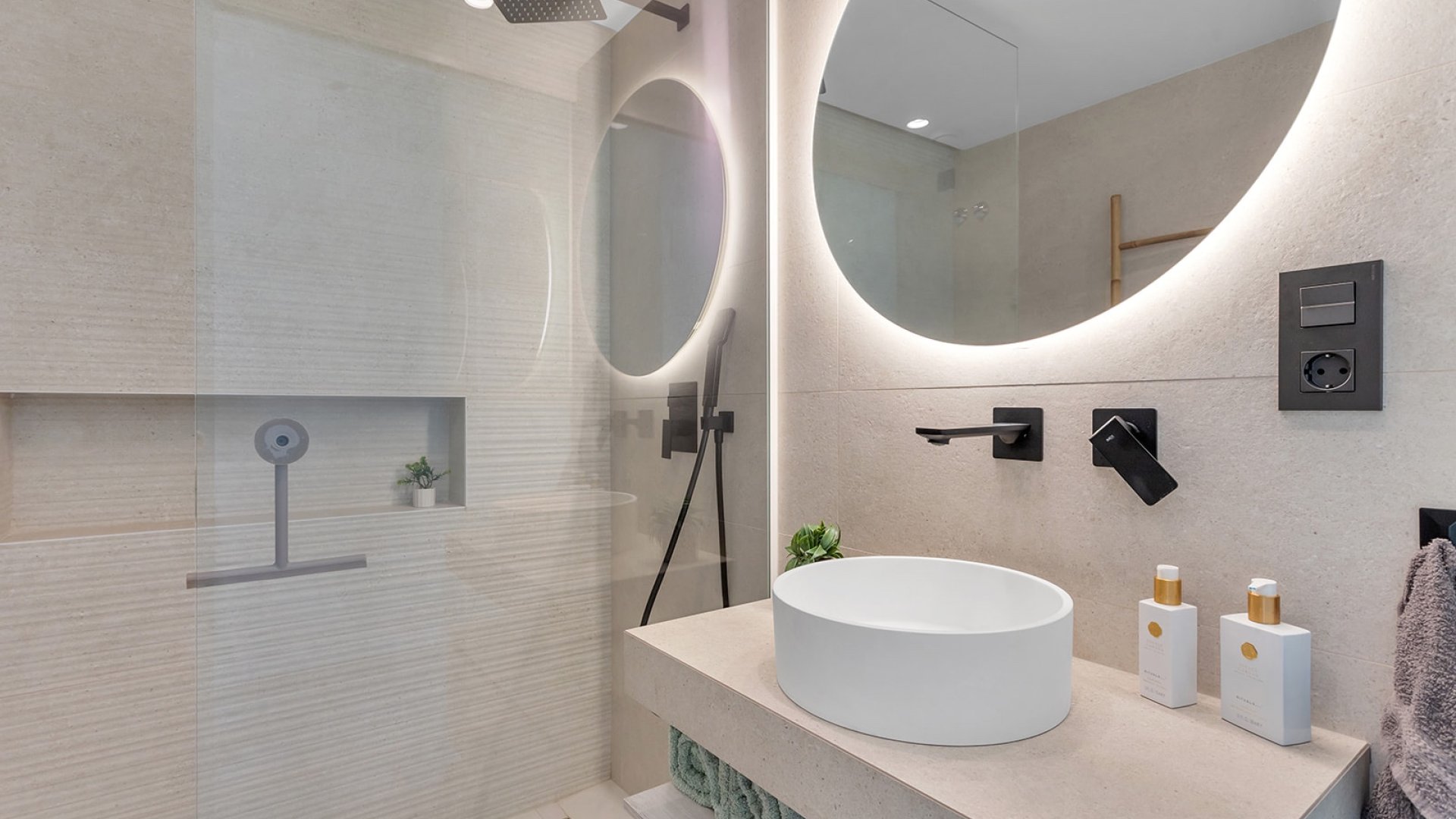 Reventa - Apartamentos -
Guardamar del Segura - El Raso