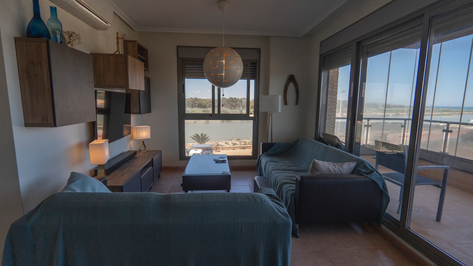 Reventa - Apartamentos -
Guardamar del Segura - Puerto Deportivo