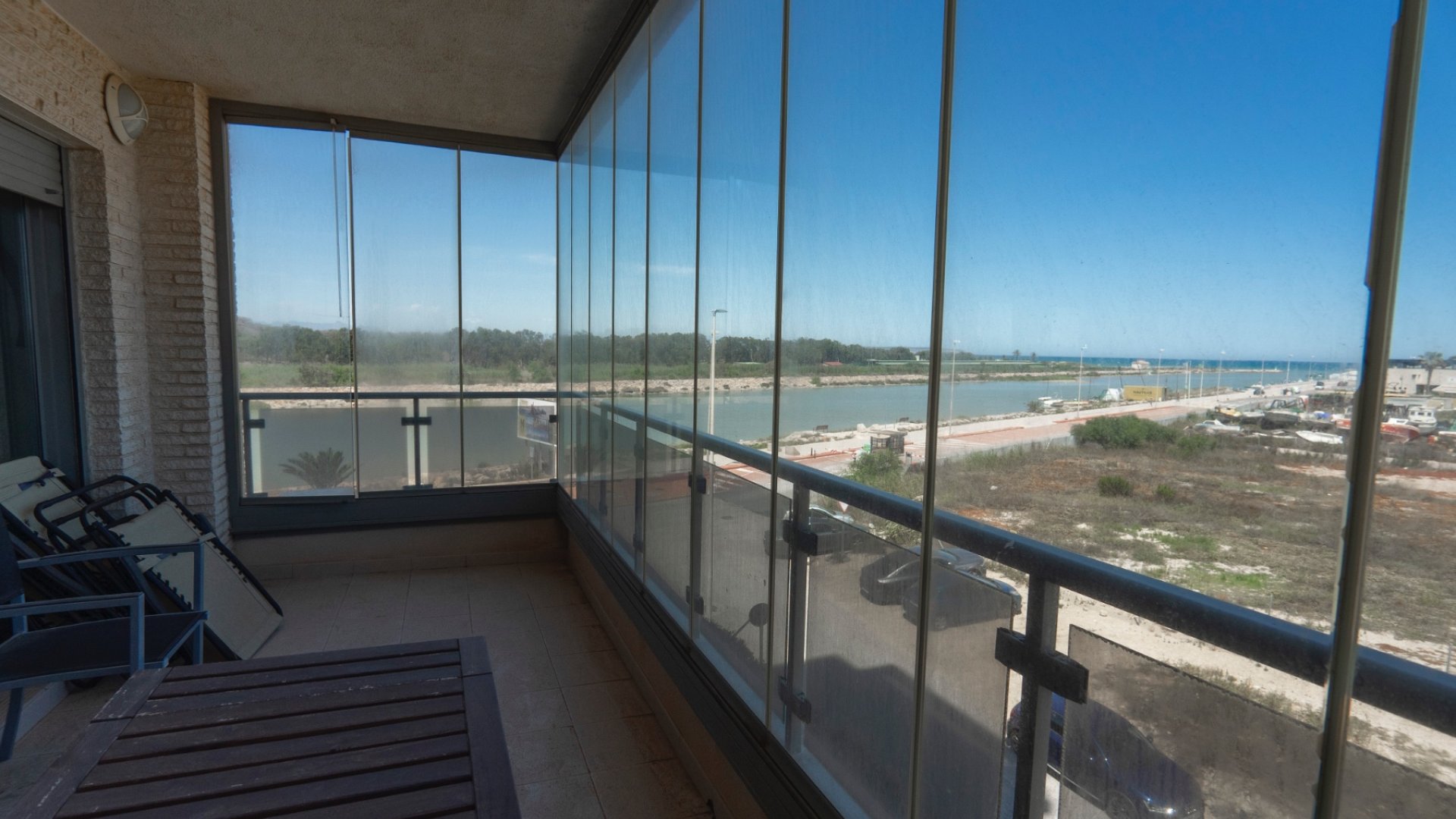Reventa - Apartamentos -
Guardamar del Segura - Puerto Deportivo