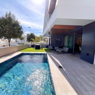 Reventa - Apartamentos -
Guardamar del Segura - Urbanizaciones