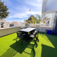 Reventa - Apartamentos -
Guardamar del Segura - Urbanizaciones