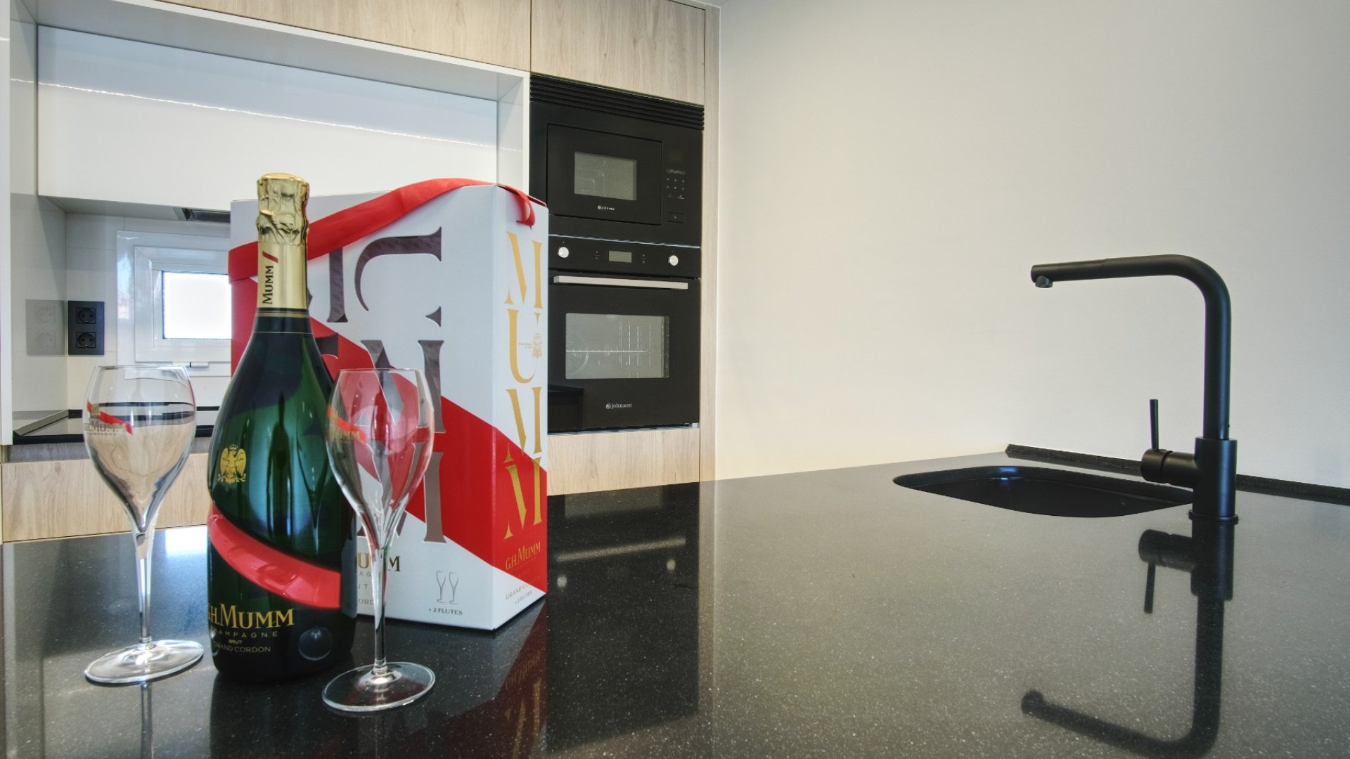 Reventa - Apartamentos -
Guardamar del Segura - Urbanizaciones